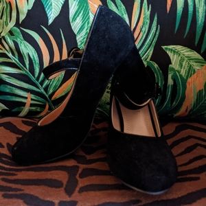 Chase and Chloe Mary Jane's 7